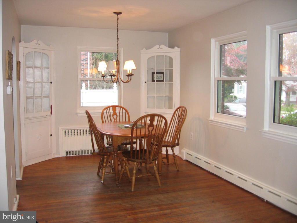 422 Cherry Street Lititz, PA 17543 - Photo 2 of 4 Gallery Image 2