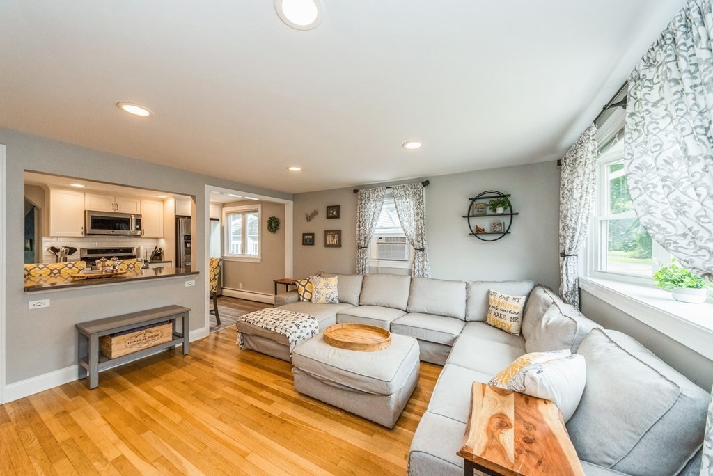 75 Crestview Road Waltham, MA 02451 - Photo 7 of 31
