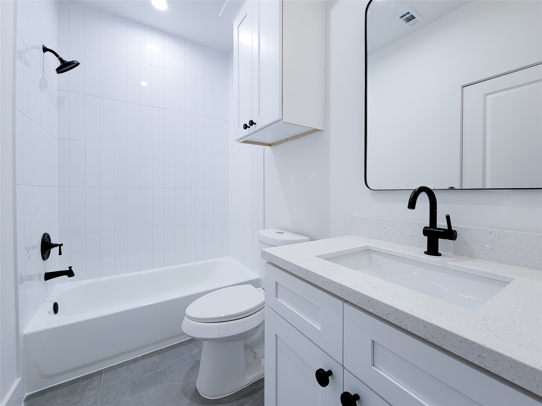 7703 Earl Rudder Way Houston, TX 77055 - Photo 13 of 43