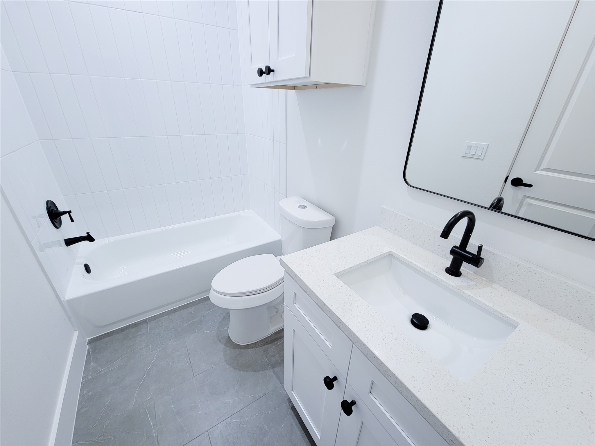 7703 Earl Rudder Way Houston, TX 77055 - Photo 14 of 43