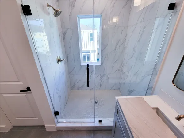 $2,995 | 7703 Earl Rudder Way, Houston, TX 77055