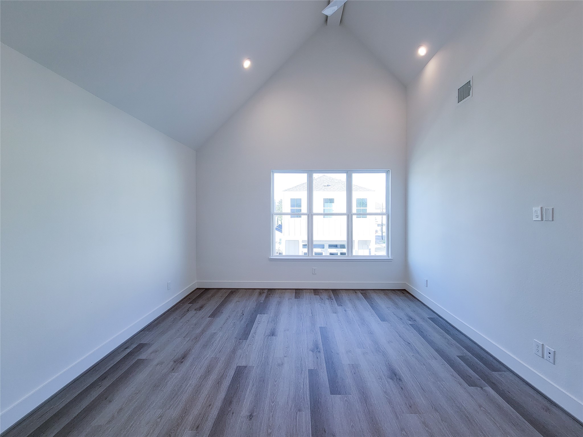 7703 Earl Rudder Way Houston, TX 77055 - Photo 20 of 43