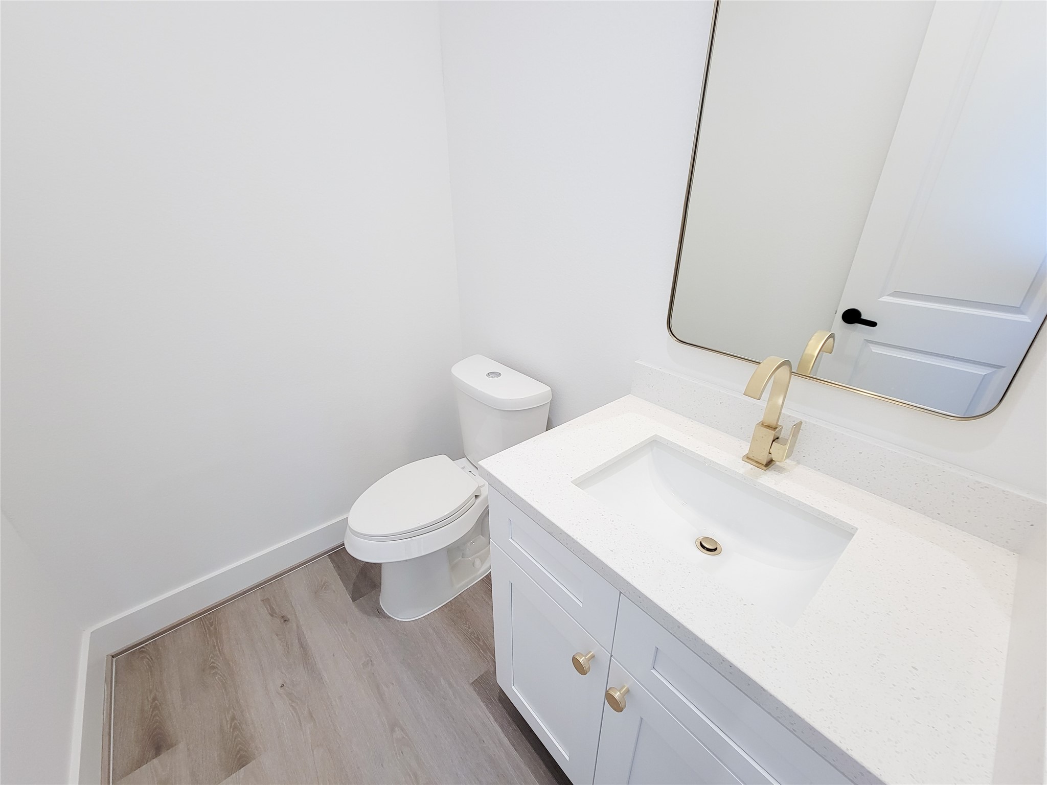 7703 Earl Rudder Way Houston, TX 77055 - Photo 28 of 43