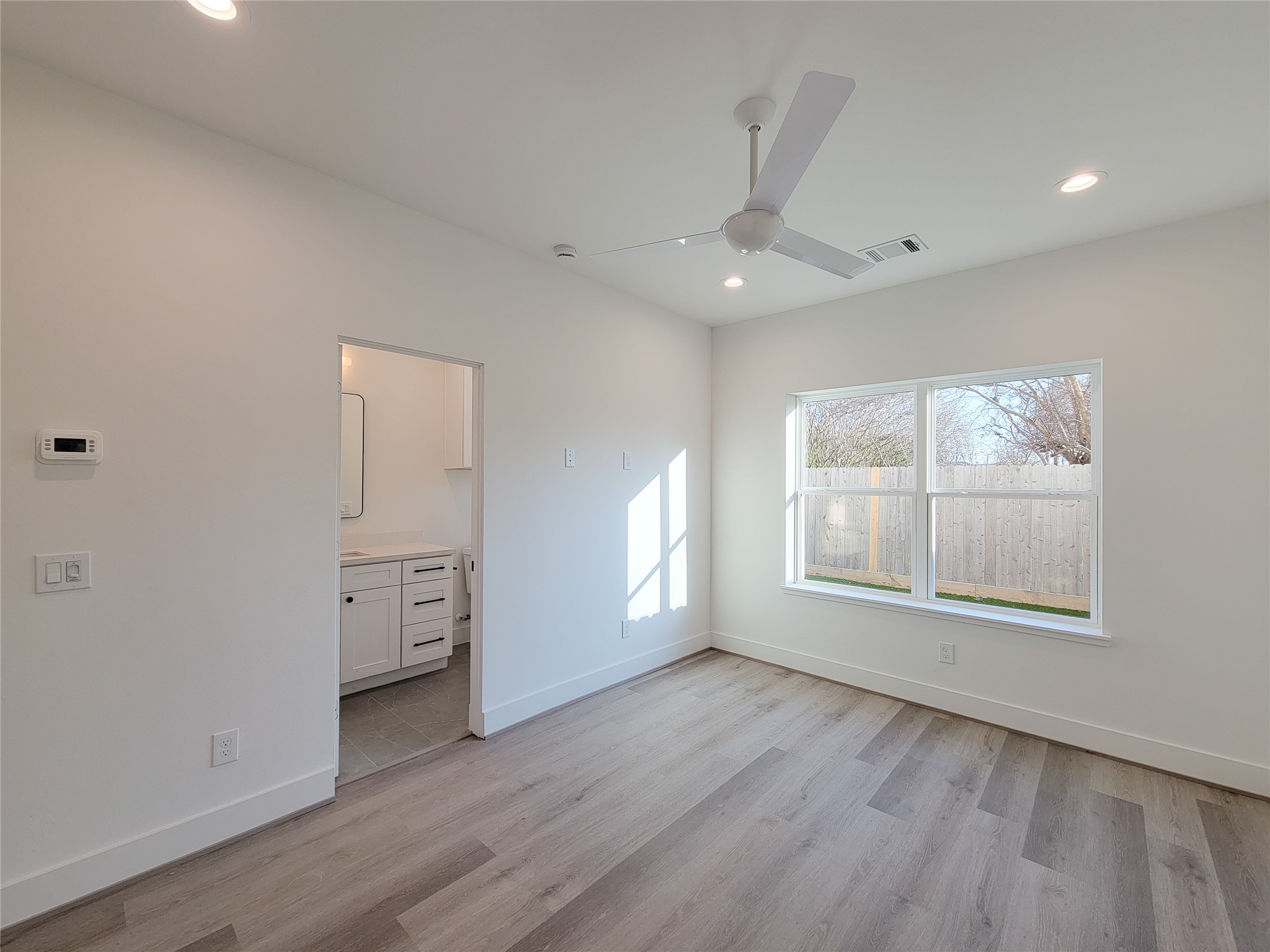 7703 Earl Rudder Way Houston, TX 77055 - Photo 38 of 43