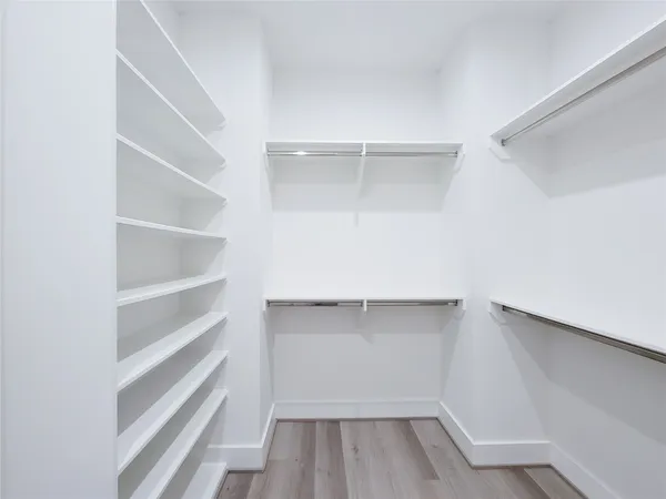 $2,995 | 7703 Earl Rudder Way, Houston, TX 77055