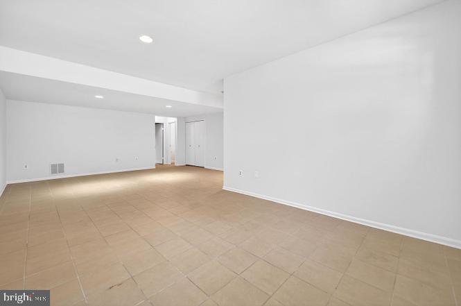 4867 Carriagepark Road Fairfax, VA 22032 - Photo 24 of 27 Gallery Image 24
