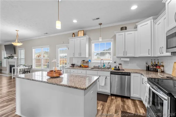 $2,700 | 316 Whitestone Drive, Fayetteville, NC 28312