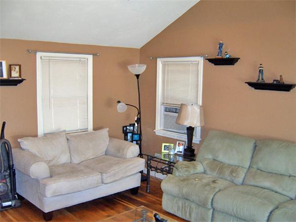 12 Clover Road Holbrook, MA 02343 - Photo 8 of 9