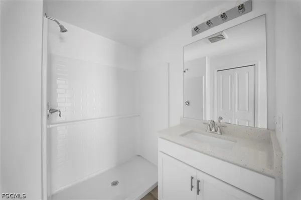 $2,100 | 2815 24th Street West, Lehigh Acres, FL 33971