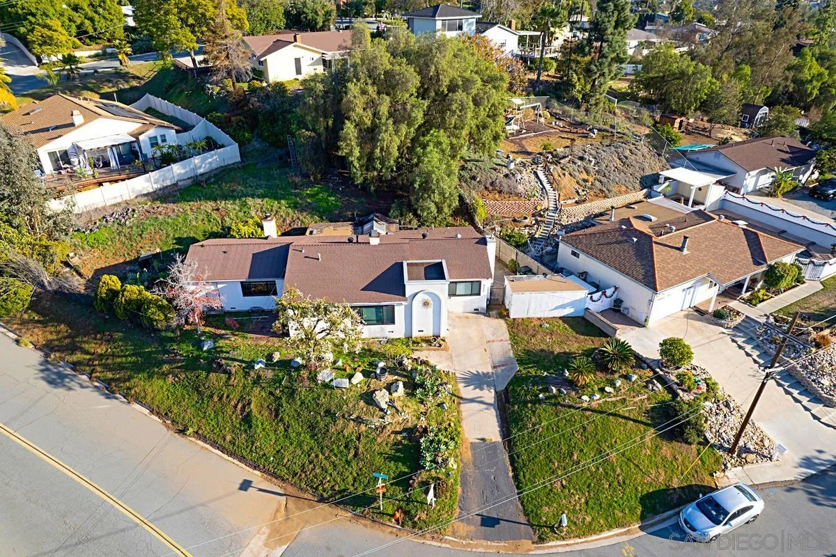 9255 Carthay Circle Spring Valley, CA 91977 - Photo 24 of 26 Gallery Image 24