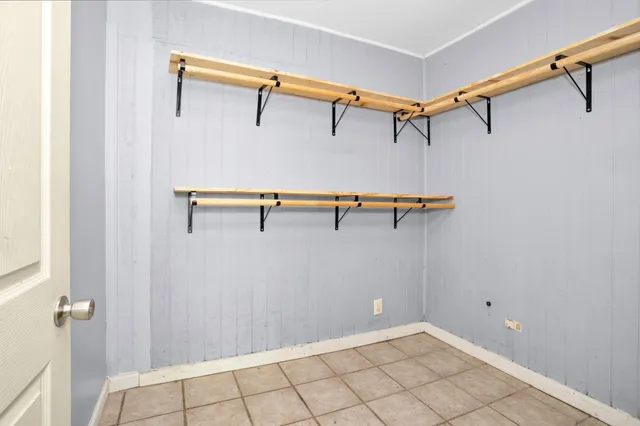 a view of walk in closet