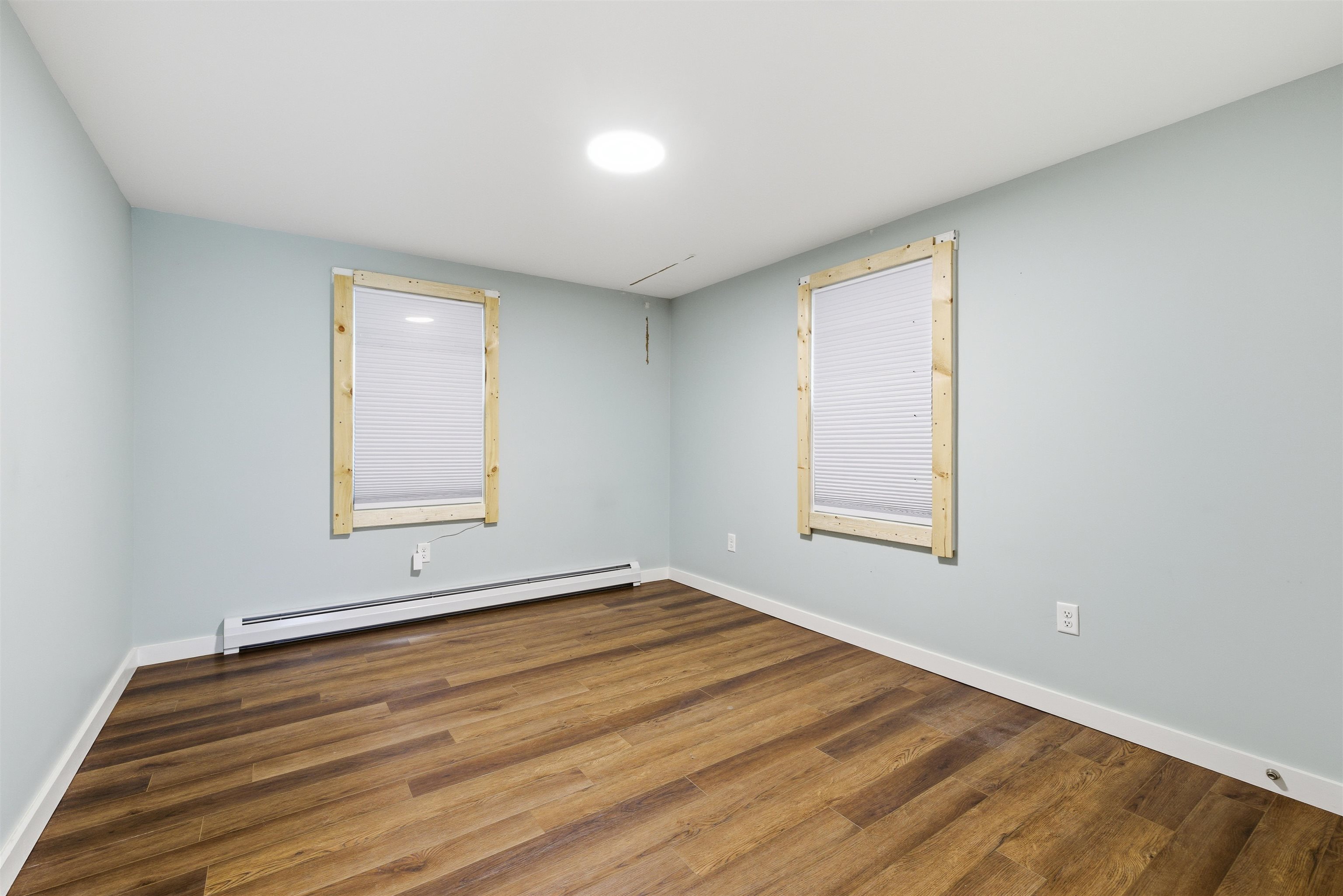 5 Railroad Avenue Rochester, NH 03839 - Photo 20 of 36