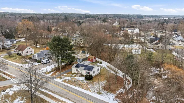 $390,000 | 5 Railroad Avenue, Rochester, NH 03839