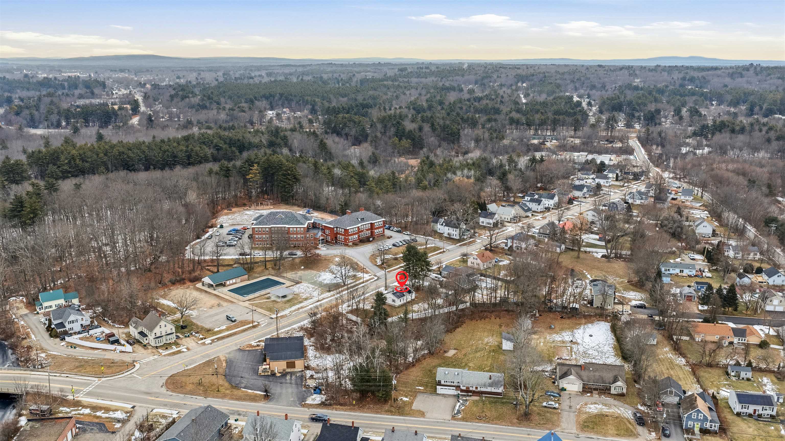 5 Railroad Avenue Rochester, NH 03839 - Photo 32 of 36