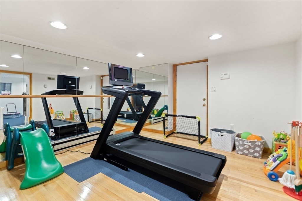 20 Kings Road Sharon, MA 02067 - Photo 36 of 39