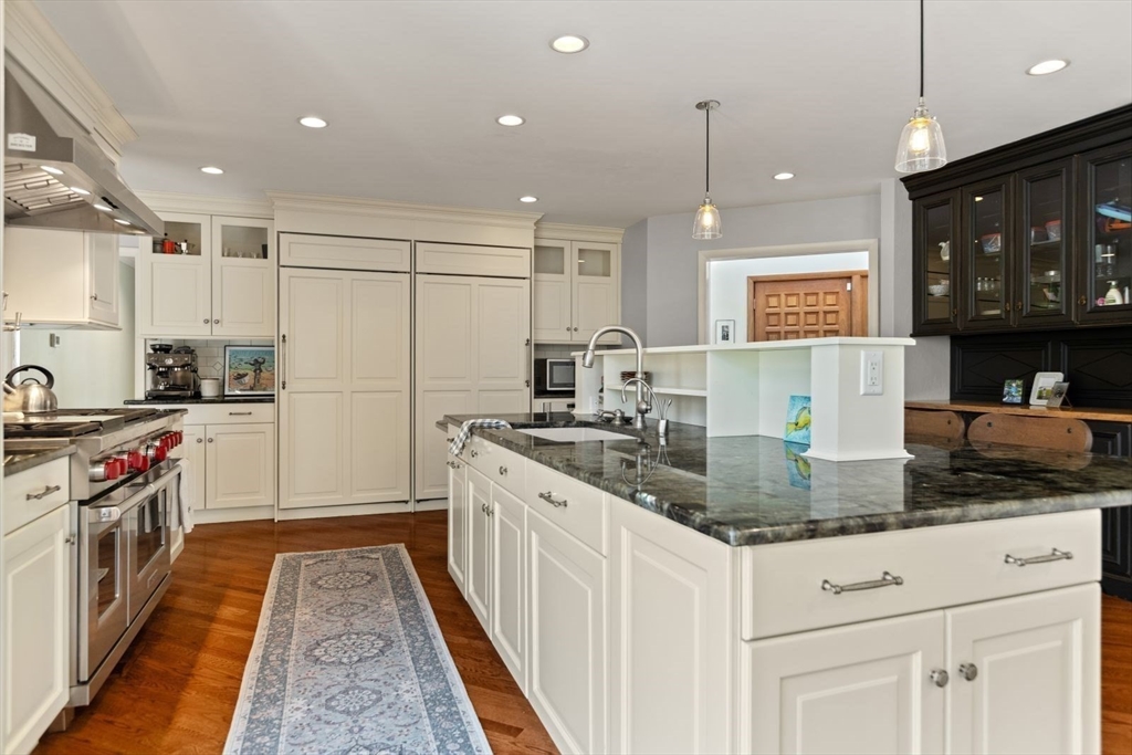 20 Kings Road Sharon, MA 02067 - Photo 8 of 39