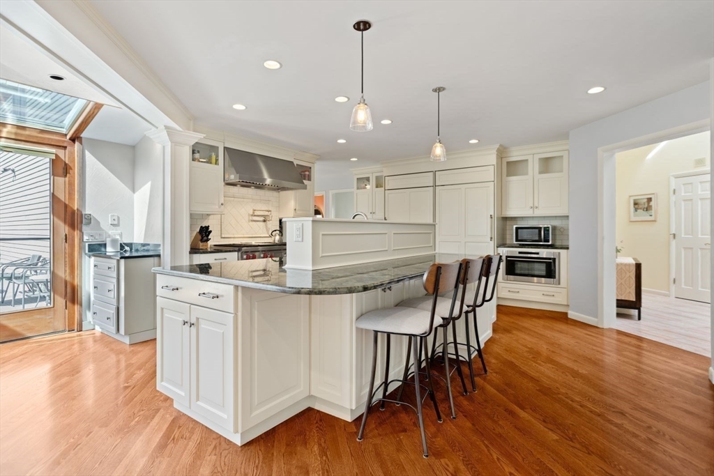 20 Kings Road Sharon, MA 02067 - Photo 10 of 39