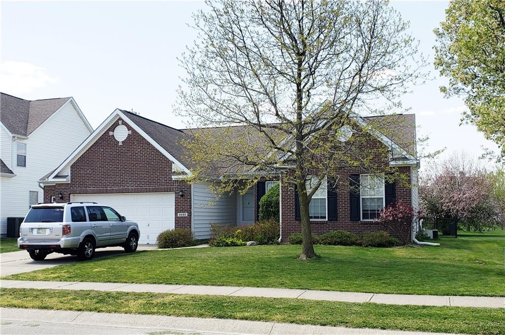6566 Hunters Ridge South Zionsville, IN 46077 - Photo 2 of 22 Gallery Image 2