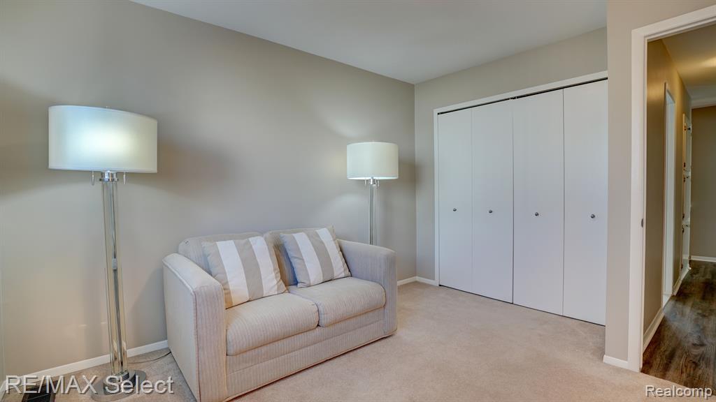 60 Stratford Lane Rochester Hills, MI 48309 - Photo 22 of 47