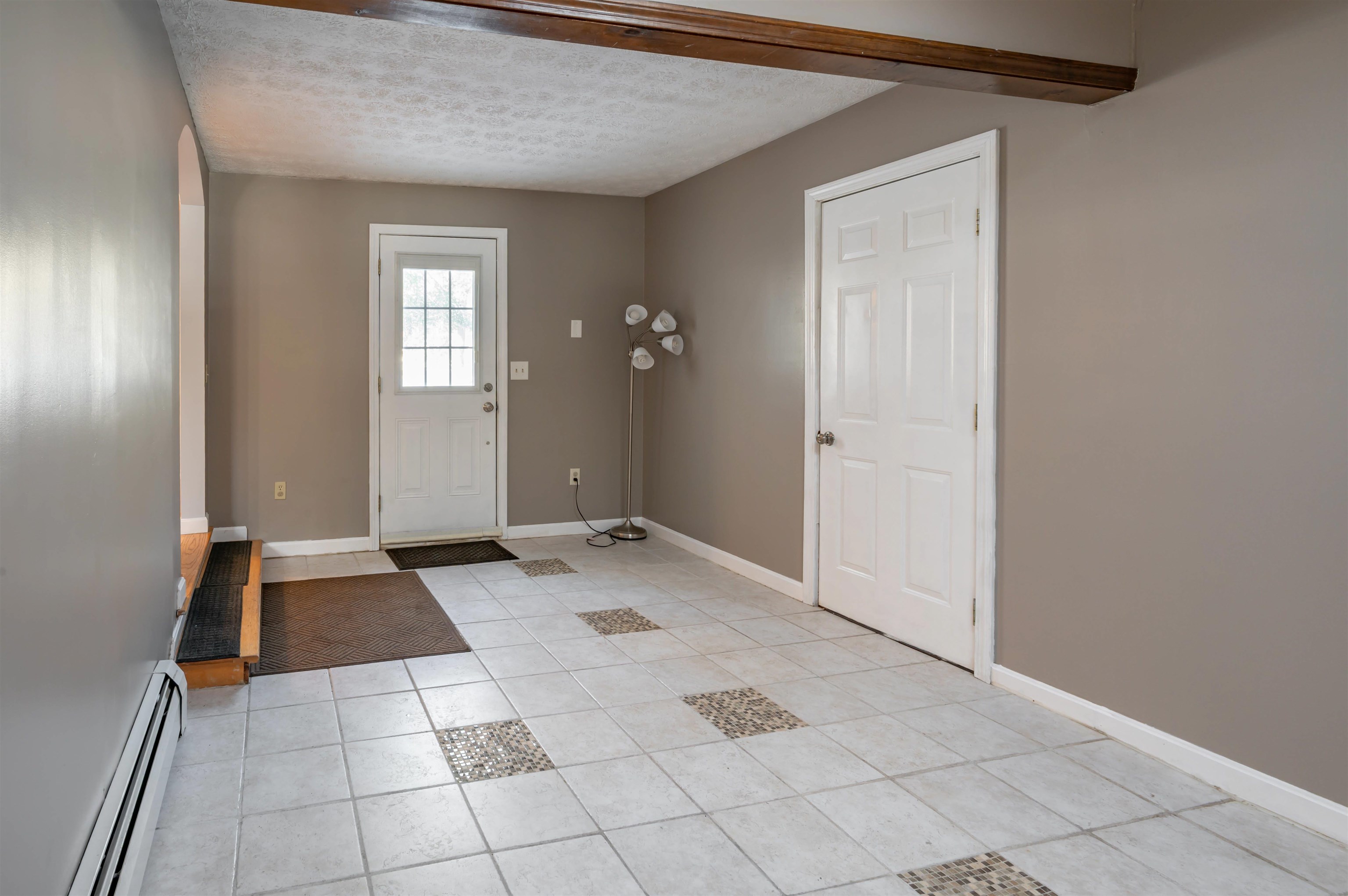 30 Clifton Road Bedford, NH 03110 - Photo 11 of 27