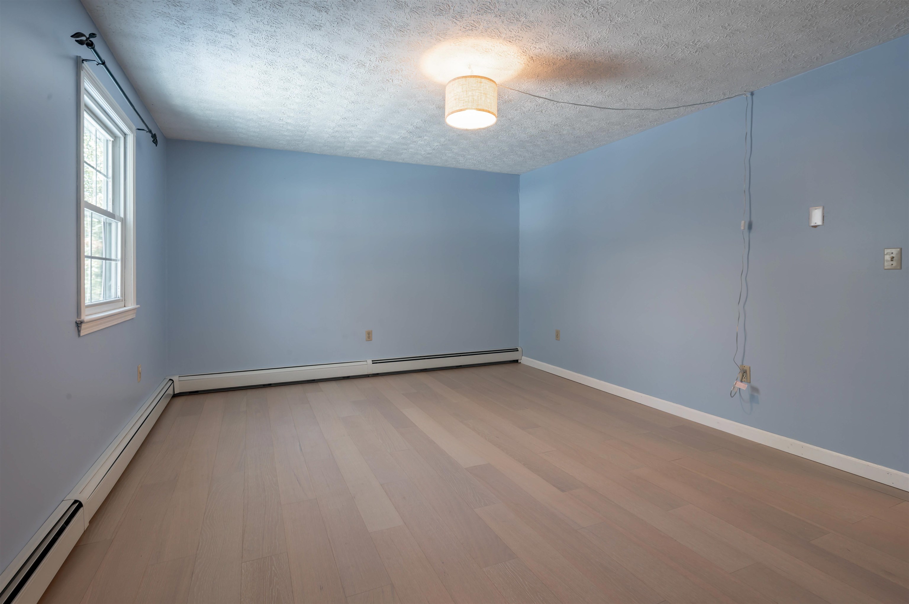 30 Clifton Road Bedford, NH 03110 - Photo 17 of 27