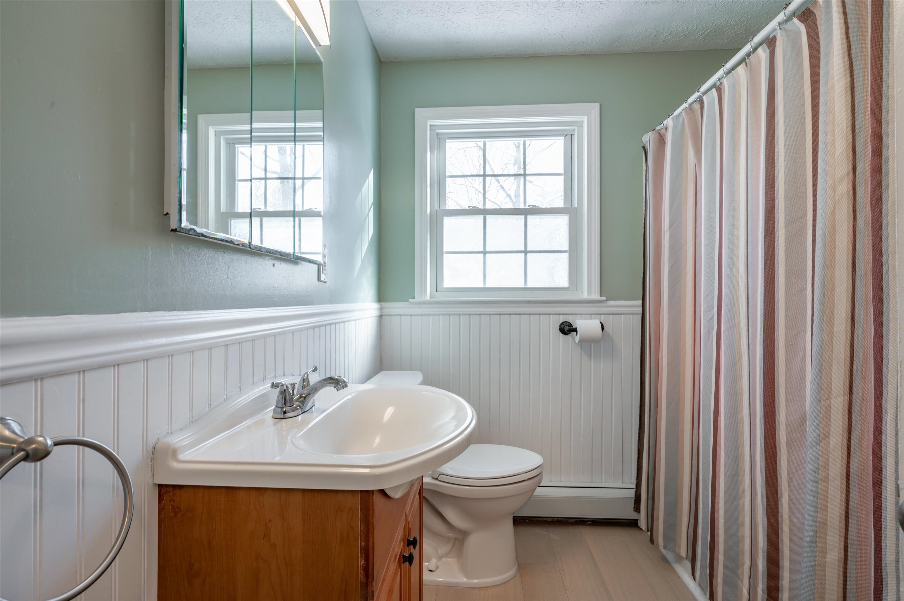 30 Clifton Road Bedford, NH 03110 - Photo 20 of 27