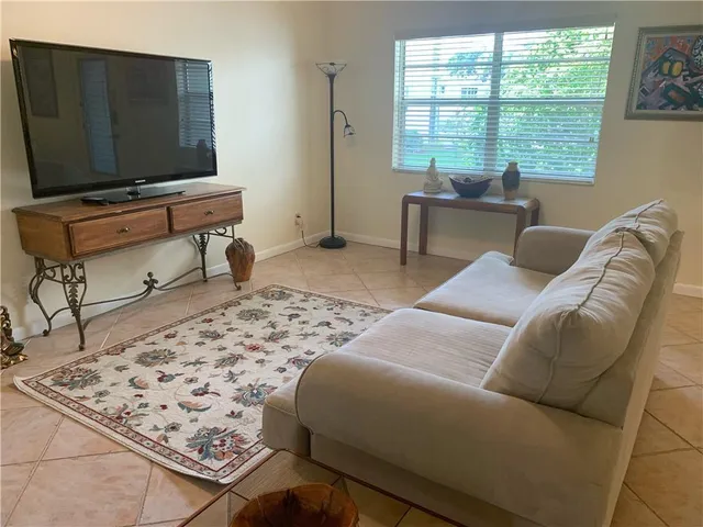 $1,795 | 820 Flanders South, Delray Beach, FL 33484