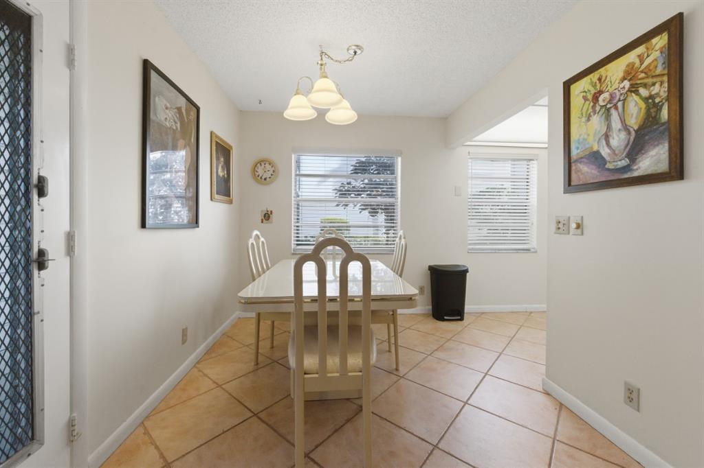 820 Flanders South Delray Beach, FL 33484 - Photo 6 of 19