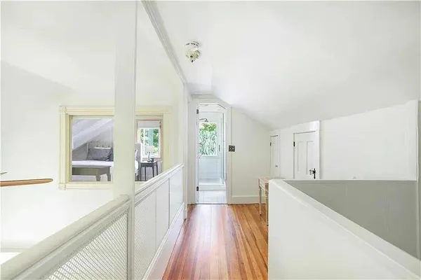 $3,400 | 75 Green End Avenue, Unit 1, Middletown, RI 02842