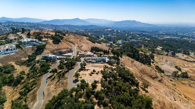 $1,200,000 | 3924 Flintridge Drive, Santa Rosa, CA 95403