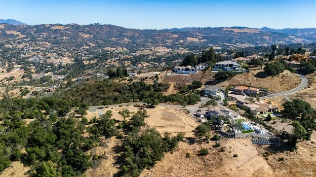 $1,200,000 | 3924 Flintridge Drive, Santa Rosa, CA 95403