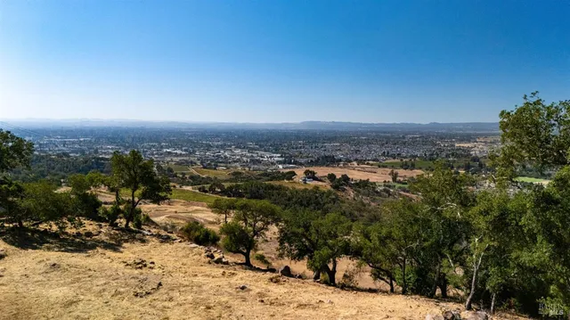 $1,200,000 | 3924 Flintridge Drive, Santa Rosa, CA 95403