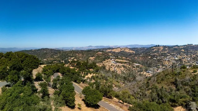 $1,200,000 | 3924 Flintridge Drive, Santa Rosa, CA 95403