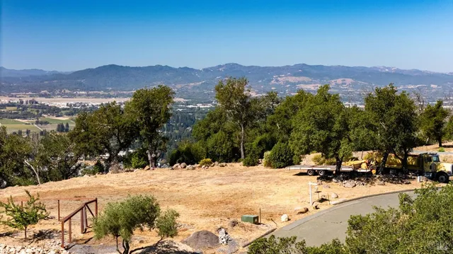 $1,200,000 | 3924 Flintridge Drive, Santa Rosa, CA 95403