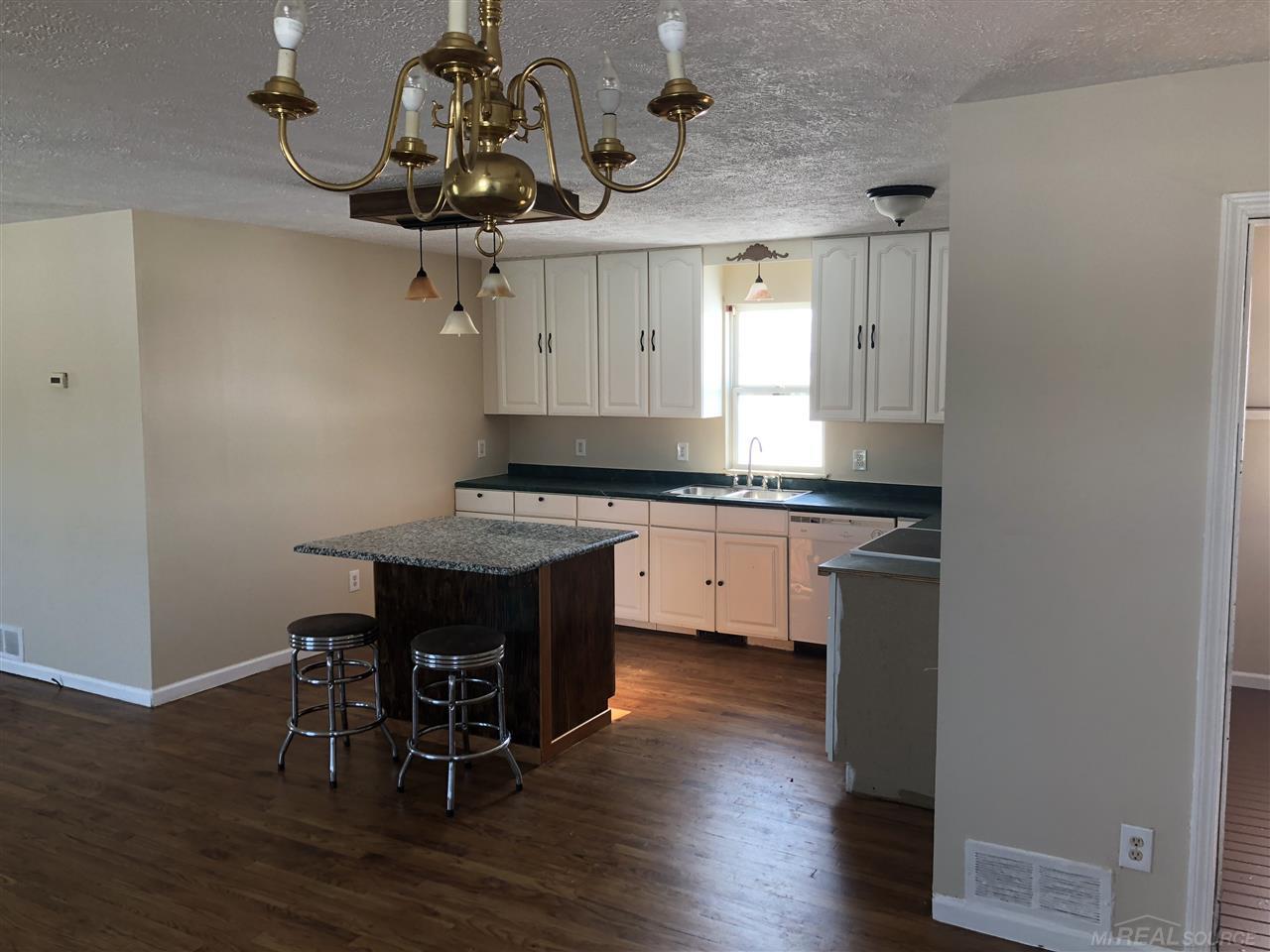8931 Fisher Road Avoca, MI 48006 - Photo 5 of 5