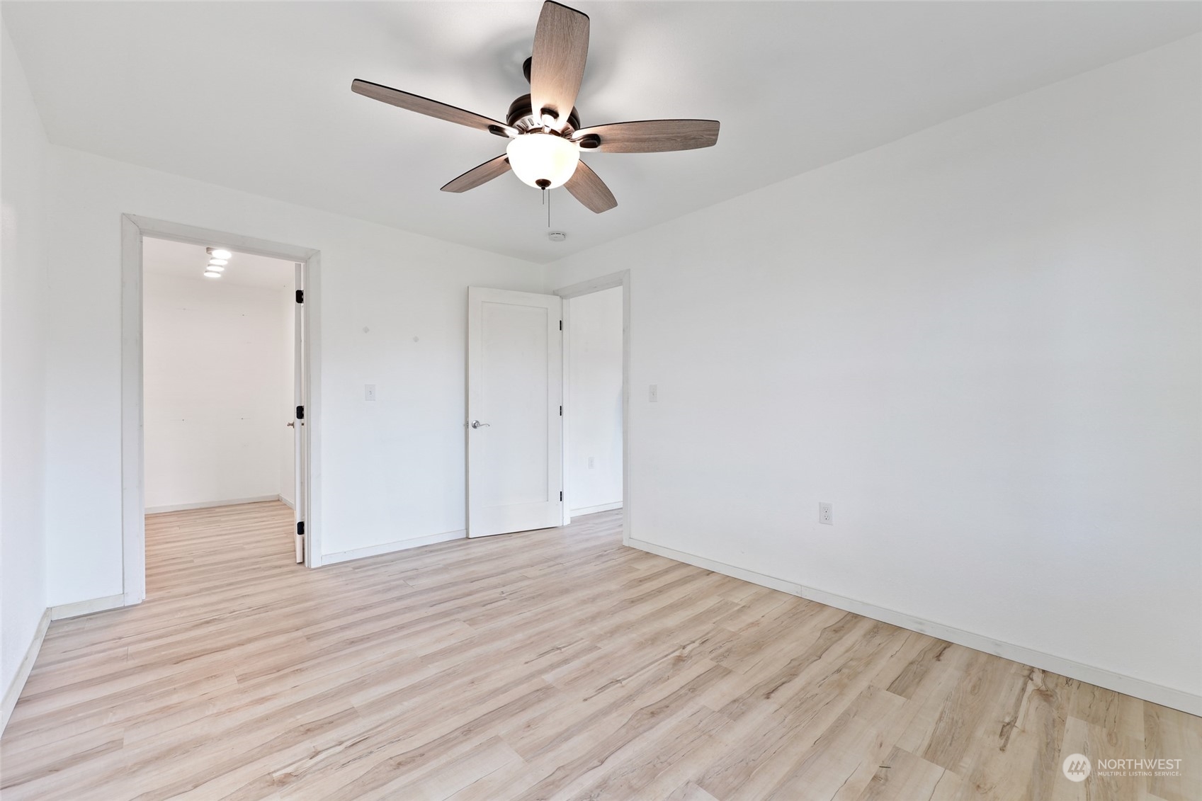 18320 Albany Street Southwest Rochester, WA 98579 - Photo 15 of 40