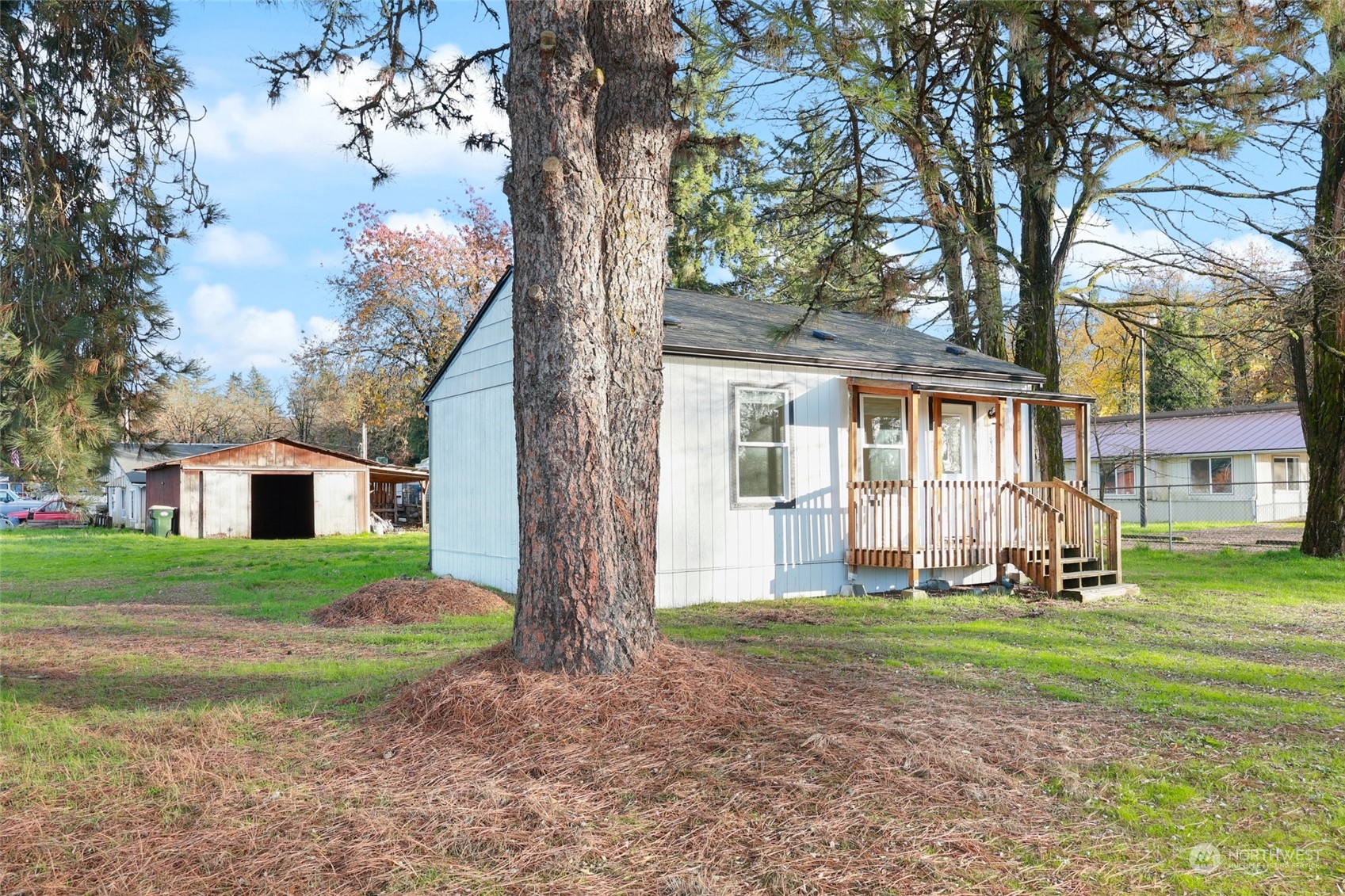 18320 Albany Street Southwest Rochester, WA 98579 - Photo 32 of 40