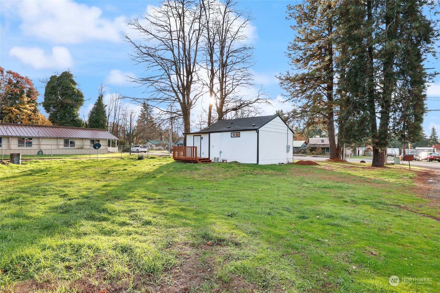 18320 Albany Street Southwest Rochester, WA 98579 - Photo 33 of 40