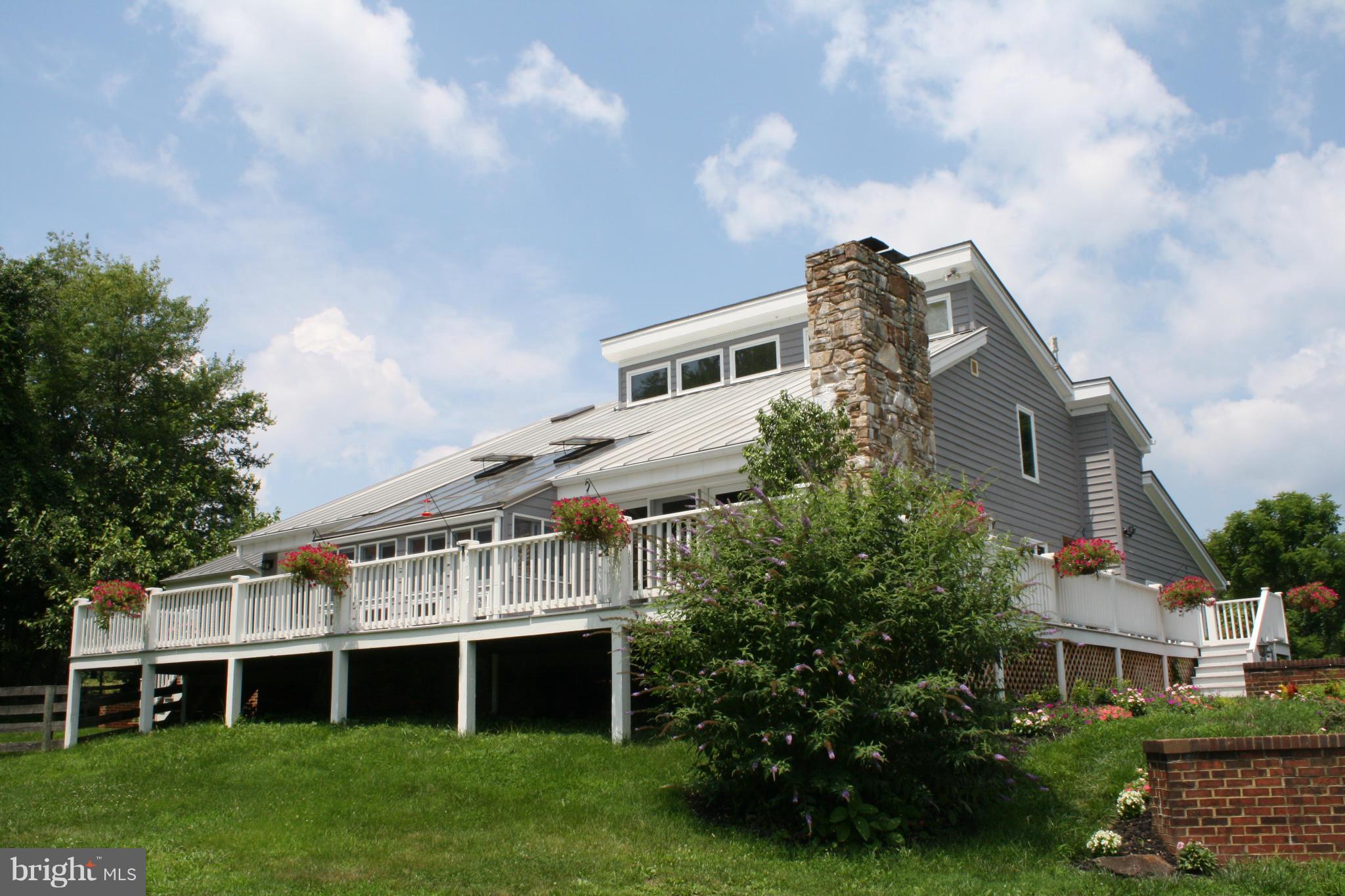 20169 Woodtrail Road Round Hill, VA 20141 - Photo 1 of 17 Large contemporary in country