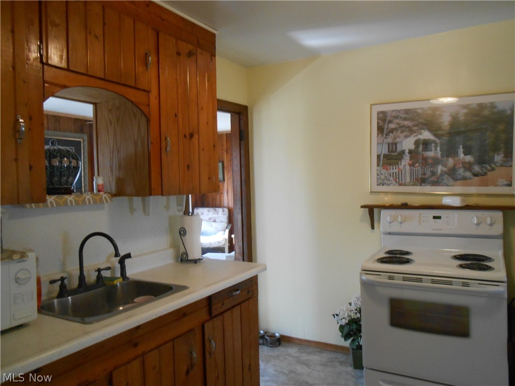 802 Riverside Drive Vermilion, OH 44089 - Photo 10 of 12 Gallery Image 10