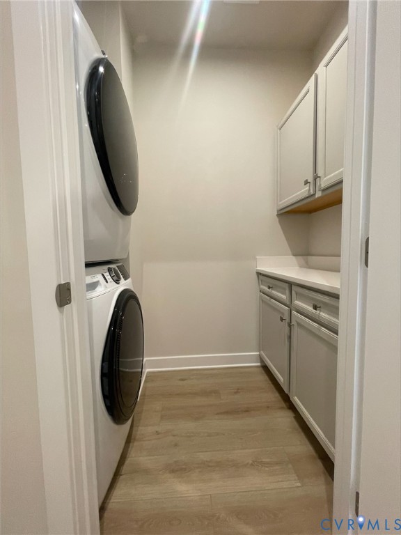 2860 Calgary Lane Chester, VA 23831 - Photo 11 of 16 a utility room with dryer and washer