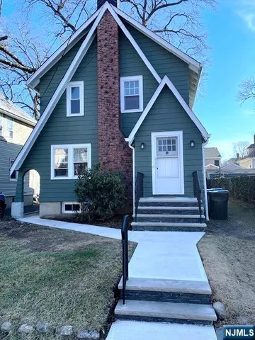 $4,475 | 39 Hawthorne Street, Rutherford, NJ 07070