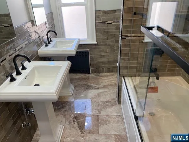 $4,475 | 39 Hawthorne Street, Rutherford, NJ 07070