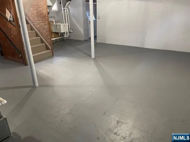 $4,475 | 39 Hawthorne Street, Rutherford, NJ 07070