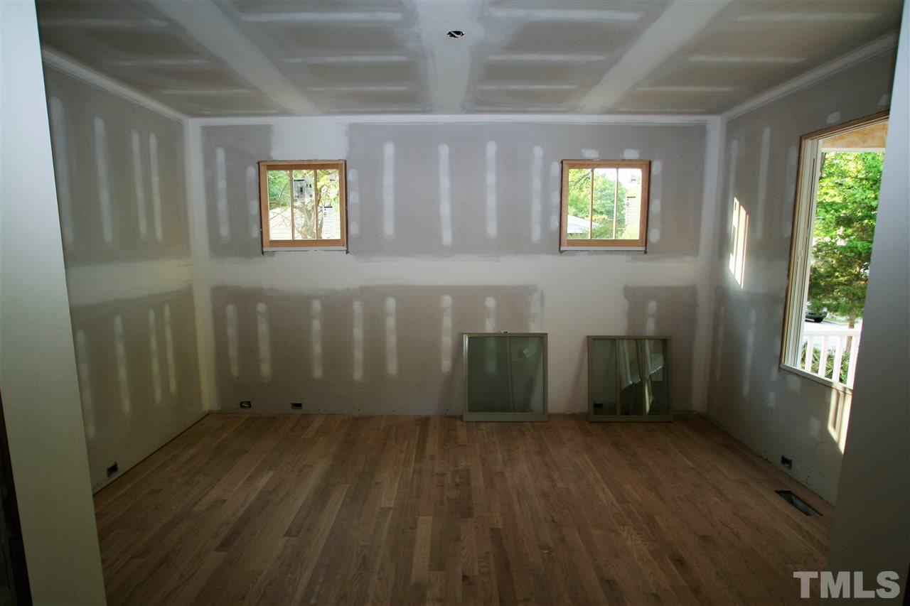 1623 Bickett Boulevard Raleigh, NC 27608 - Photo 8 of 9