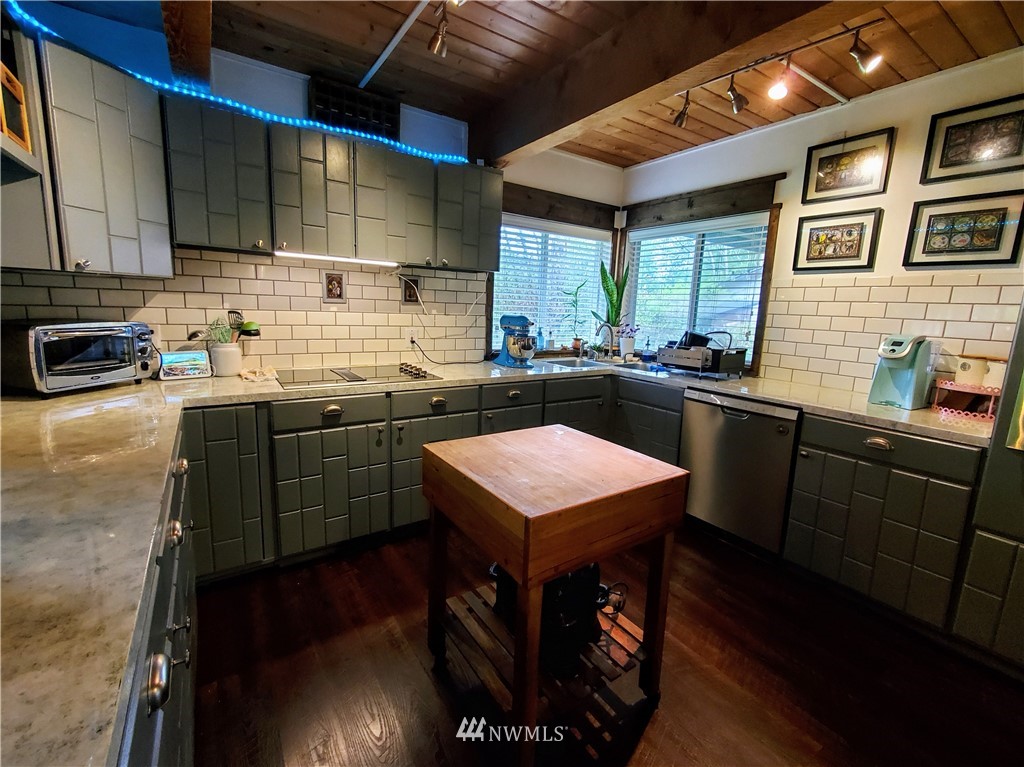 72 Valley View Drive Forks, WA 98331 - Photo 6 of 20 Gallery Image 6