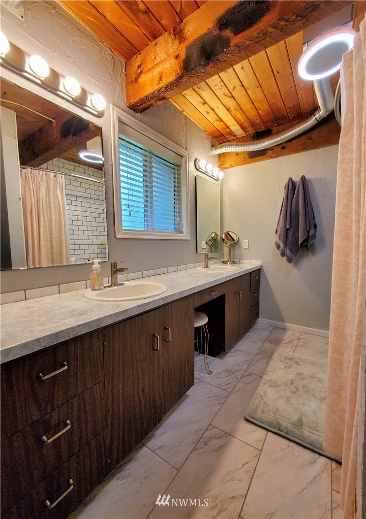 72 Valley View Drive Forks, WA 98331 - Photo 10 of 20 Gallery Image 10