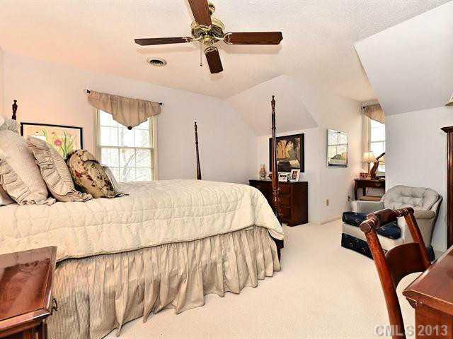 658 Smythe Road Fort Mill, SC 29715 - Photo 11 of 16 Gallery Image 11