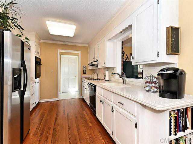 658 Smythe Road Fort Mill, SC 29715 - Photo 5 of 16 Gallery Image 5