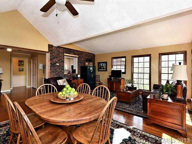 658 Smythe Road Fort Mill, SC 29715 - Photo 8 of 16 Gallery Image 8
